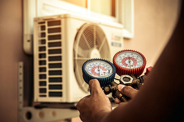 Professional Hvac Maintenance technician working in Villanova, PA